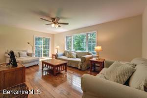 15 Lakeview Rd, Peru, MA 01235 photo 5