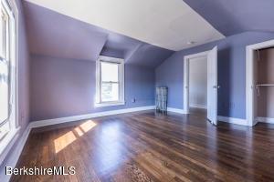 62 High St, Lee, MA 01238 photo 24