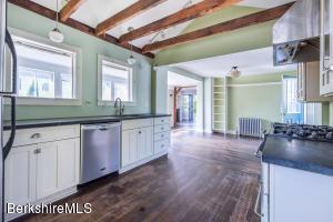 62 High St, Lee, MA 01238 photo 12