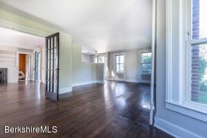 62 High St, Lee, MA 01238 photo 16