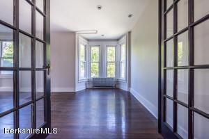 62 High St, Lee, MA 01238 photo 10