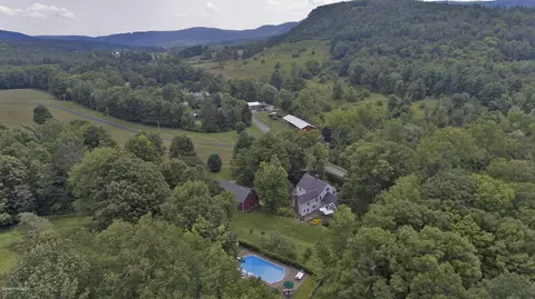 93 Main Rd, Tyringham, MA 01264 photo 2