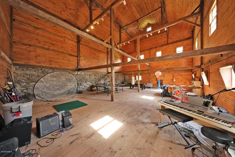 93 Main Rd, Tyringham, MA 01264 photo 48