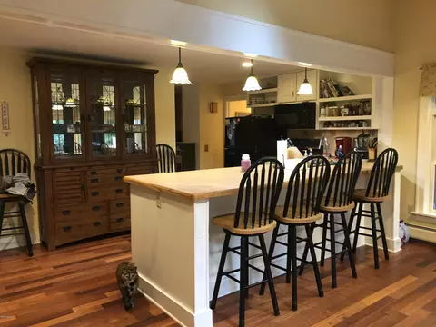 15 Lander Rd, Lee, MA 01238 photo 4