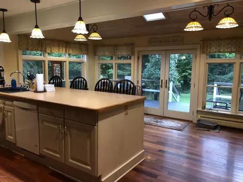 15 Lander Rd, Lee, MA 01238 photo 3