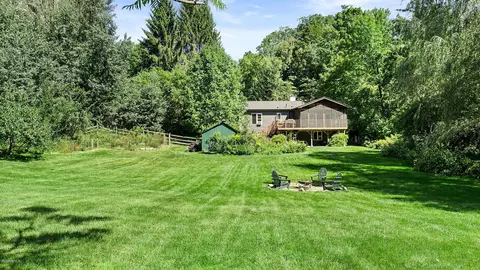 90 E Main St, Stockbridge, MA 01262 photo 18