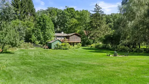 90 E Main St, Stockbridge, MA 01262 photo 26