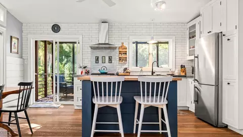 90 E Main St, Stockbridge, MA 01262 photo 6