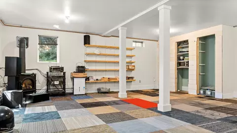 90 E Main St, Stockbridge, MA 01262 photo 21