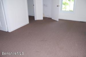 191 E Main St, Sheffield, MA 01222 photo 12