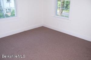 191 E Main St, Sheffield, MA 01222 photo 9
