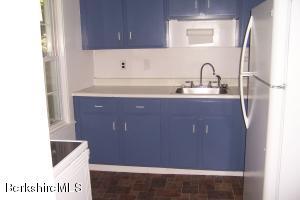 191 E Main St, Sheffield, MA 01222 photo 8