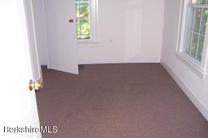 191 E Main St, Sheffield, MA 01222 photo 11