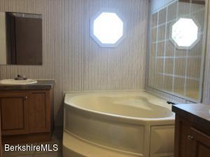 55 E Windsor Rd, Peru, MA 01235 photo 13