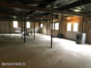 55 E Windsor Rd, Peru, MA 01235 photo 25