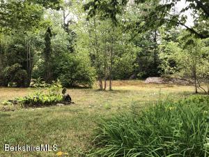 55 E Windsor Rd, Peru, MA 01235 photo 4