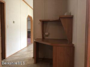 55 E Windsor Rd, Peru, MA 01235 photo 19