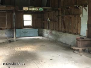 55 E Windsor Rd, Peru, MA 01235 photo 28