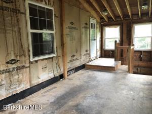 55 E Windsor Rd, Peru, MA 01235 photo 21