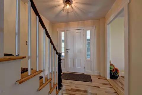 164 Mill St, Lee, MA 01238 photo 7