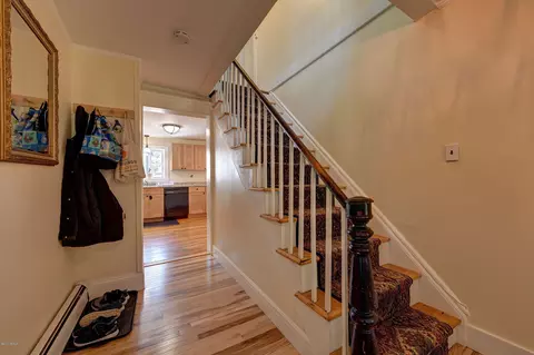 164 Mill St, Lee, MA 01238 photo 16