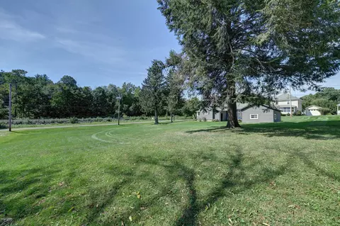 164 Mill St, Lee, MA 01238 photo 32