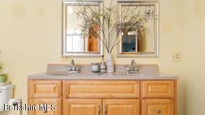 14 David Rd, Lenox, MA 01240 photo 19