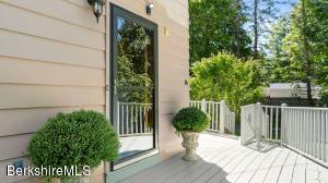 14 David Rd, Lenox, MA 01240 photo 2