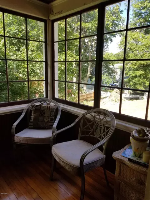 169 High St, Lee, MA 01238 photo 3
