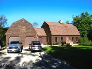 135 Curtin Rd, Peru, MA 01235 photo 2
