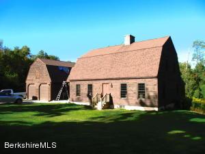 135 Curtin Rd, Peru, MA 01235 photo 1