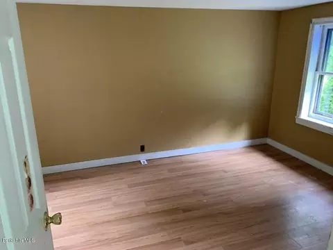 30 Chestnut St, Lee, MA 01238 photo 15