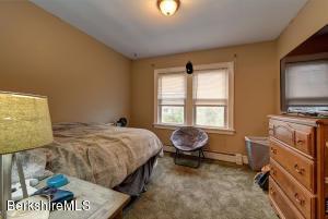18 Edison Ave, Pittsfield, MA 01201 photo 17
