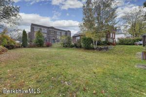18 Edison Ave, Pittsfield, MA 01201 photo 8