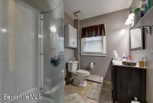 18 Edison Ave, Pittsfield, MA 01201 photo 19