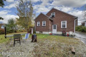 18 Edison Ave, Pittsfield, MA 01201 photo 4