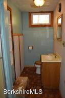 25 Davis Rd, Monroe, MA 01350 photo 23