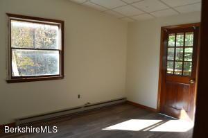 25 Davis Rd, Monroe, MA 01350 photo 18