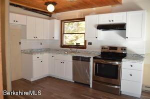 25 Davis Rd, Monroe, MA 01350 photo 11