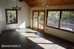 25 Davis Rd, Monroe, MA 01350 photo 12