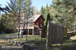 25 Davis Rd, Monroe, MA 01350 photo 1