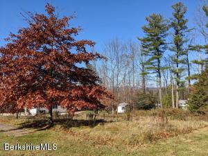 45 Westview Dr, Dalton, MA 01226 photo 3