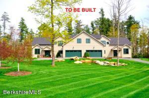 825 Mallard Ln, Lee, MA 01238