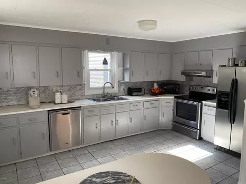 21 Elm St, Lenox, MA 01240 photo 7
