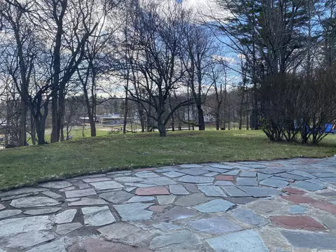 21 Elm St, Lenox, MA 01240 photo 6