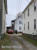 84 Third St, Pittsfield, MA 01201 photo 2