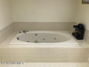 9012 Mountainside Dr, Hancock, MA 01237 photo 10