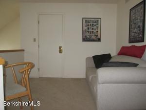9012 Mountainside Dr, Hancock, MA 01237 photo 27