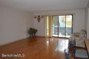 8 Rolling Ln # -6, Lenox, MA 01240 photo 3