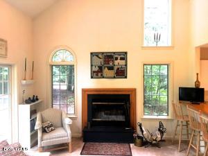 9125 Mountainside Dr, Hancock, MA 01237 photo 3